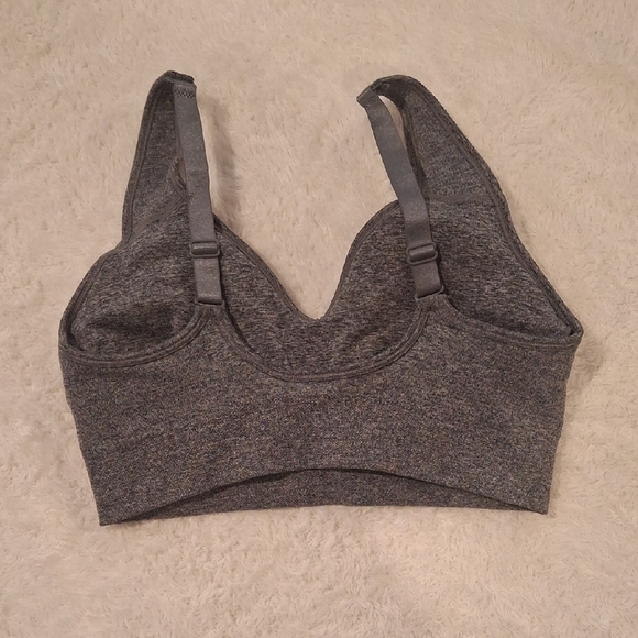 Puma Gray Sports Bra with Wide Straps and V-Neck - Picture 2 of 5